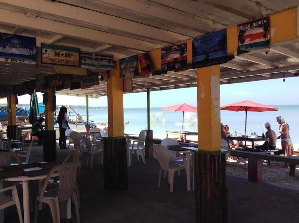 Roots Bamboo Beach Resort เนกริล ภายนอก รูปภาพ